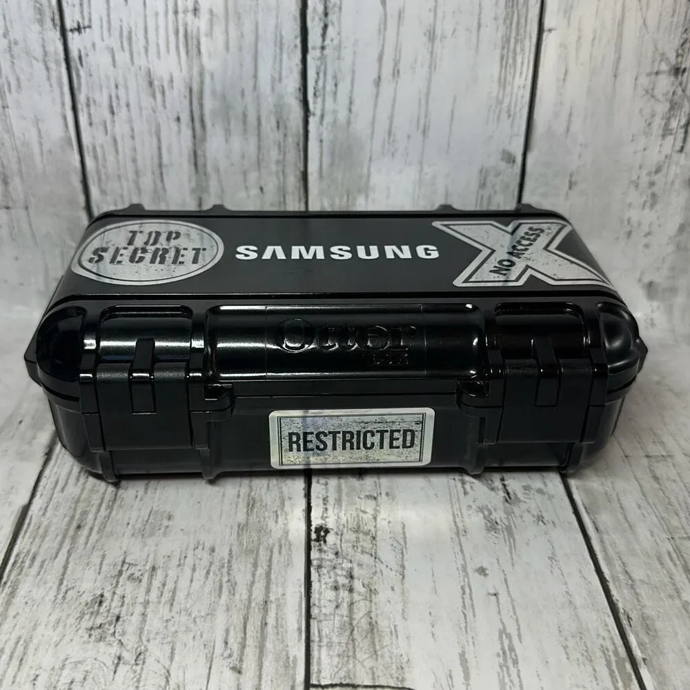 OtterBox Black Dry Box Foam Lined‎ Waterproof Customized Stickers